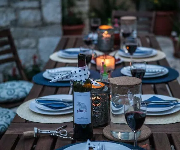 Πανσιόν Lucia