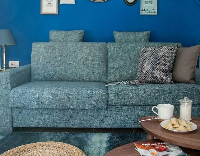 Πανσιόν Lucia 3*