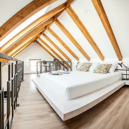 Guest house Lucia Trogir